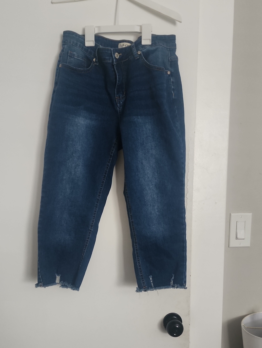 High-Rise Dark Blue Cropped Women's Jeans with Raw Hem